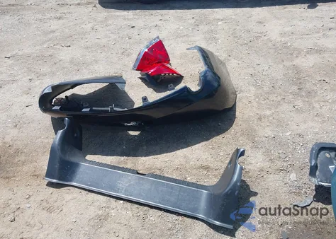 2013 Chevrolet Impala Lt z USA, uszkodzony, nr VIN 2G1WG5E35D1176745